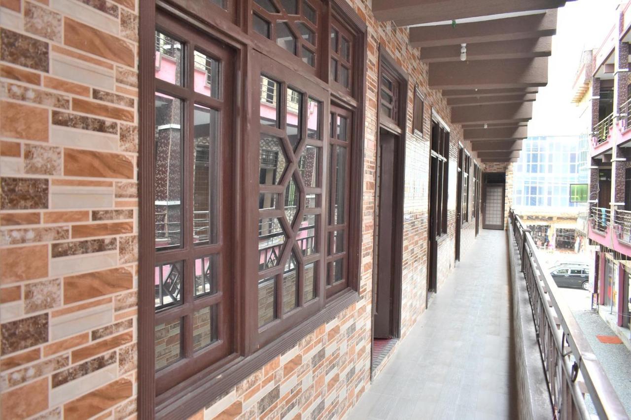 Zara Residence 1 Saidu Sharif Luaran gambar